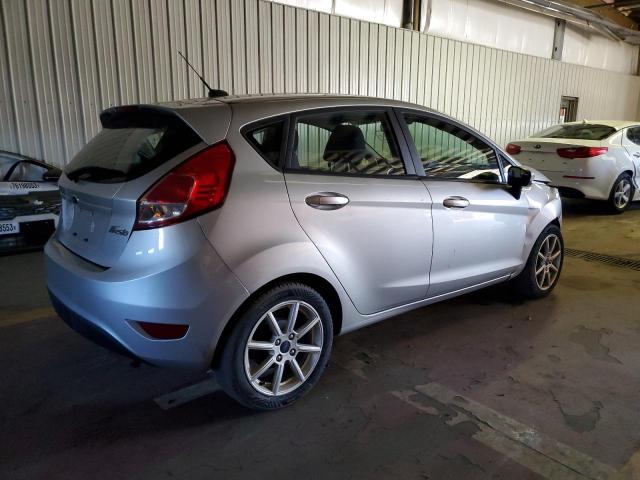 3FADP4EJ9FM208914 - 2015 FORD FIESTA SE SILVER photo 3