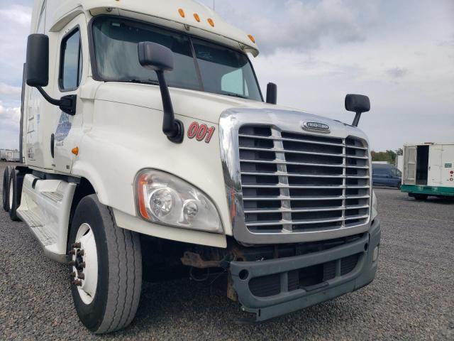 1FUJGLDR9CSBD6430 - 2012 FREIGHTLINER CASCADIA 1 أبيض صورة 9
