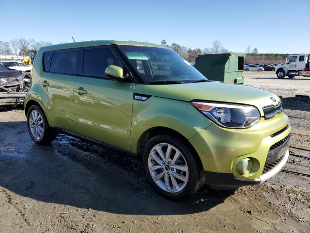 KNDJP3A59H7879304 - 2017 KIA SOUL + GREEN photo 4