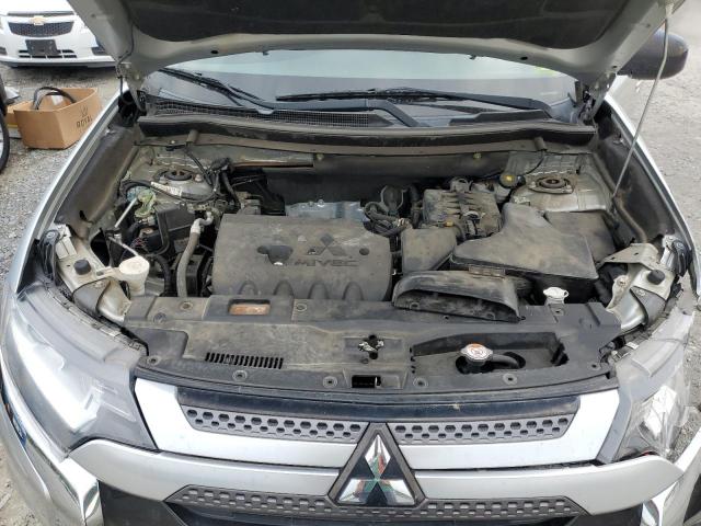 JA4AD2A36LZ039473 - 2020 MITSUBISHI OUTLANDER ES Gümüş foto 12