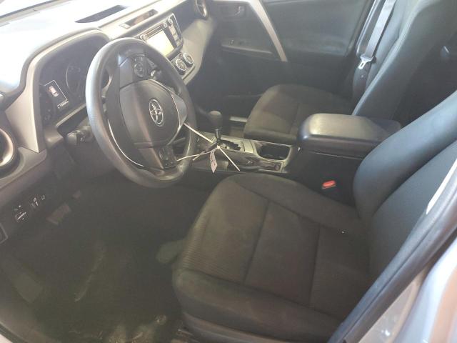 JTMZFREV2JJ212540 - 2018 TOYOTA RAV4 LE 灰色 照片 7