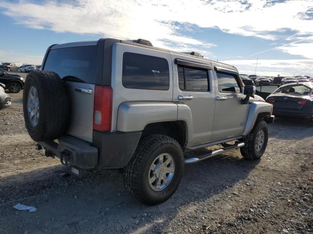 5GTDN136268108003 - 2006 HUMMER H3 GOLD photo 3