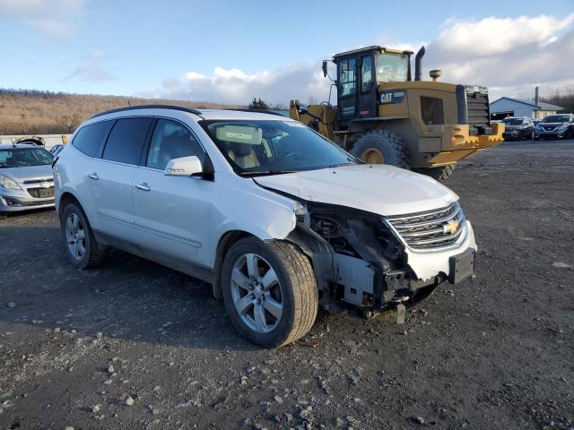 1GNKVJKD0GJ106685 - 2016 CHEVROLET TRAVERSE LTZ WHITE photo 4