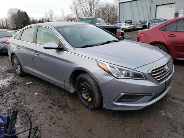 5NPE24AF7GH344268 - 2016 HYUNDAI SONATA SE SILVER photo 4