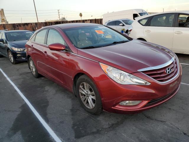 5NPEB4AC7DH738905 - 2013 HYUNDAI SONATA GLS RED photo 4