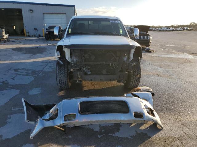 1N6AA06B94N513585 - 2004 NISSAN TITAN XE WHITE photo 5