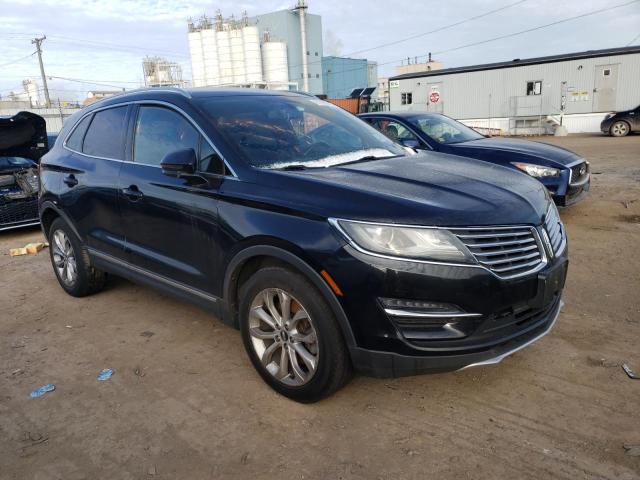 5LMCJ1A94FUJ28460 - 2019 LINCOLN MKC BLACK photo 4