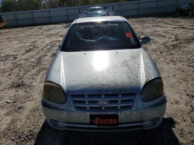 KMHCG45C94U499832 - 2004 HYUNDAI ACCENT GL SILVER photo 5