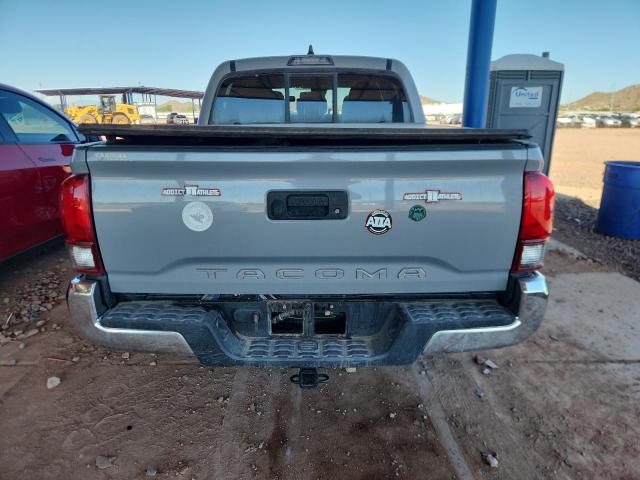 5TFAX5GN8LX165868 - 2020 TOYOTA TACOMA DOUBLE CAB GRAY photo 6