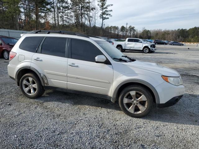 JF2SH66669H749871 - 2009 SUBARU FORESTER 2.5XT LIMITED WHITE photo 4