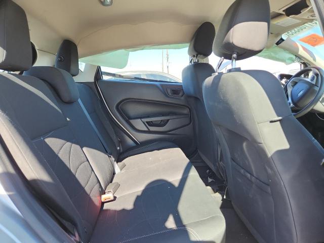 3FADP4EJ4KM157168 - 2019 FORD FIESTA SE 银色 照片 10