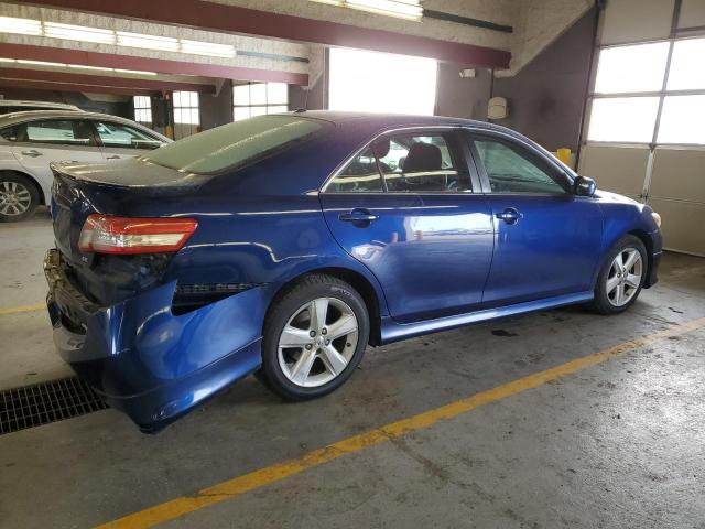 4T1BF3EK0BU630448 - 2011 TOYOTA CAMRY BASE BLUE photo 3