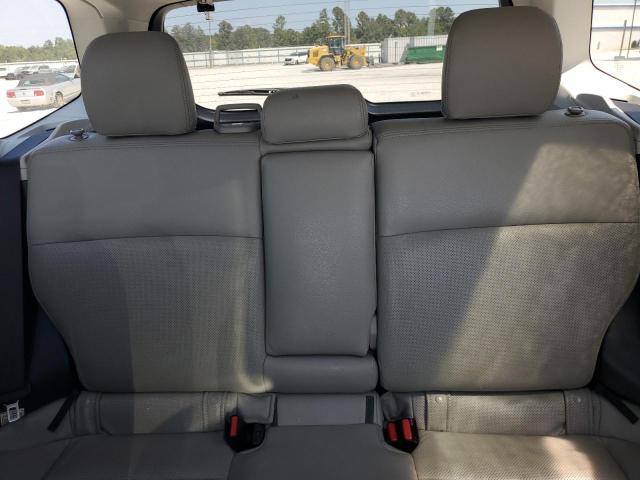 JF2SJADC9GH527810 - 2016 SUBARU FORESTER 2.5I PREMIUM WHITE photo 10