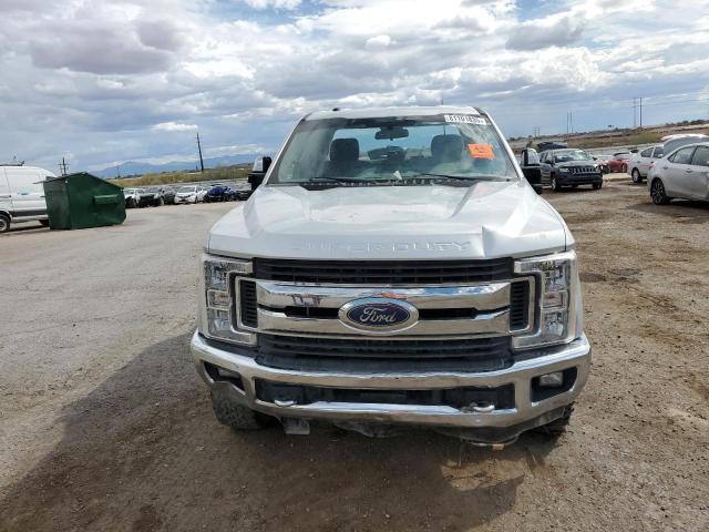 1FT7X2B65JEC67291 - 2018 FORD F250 SUPER DUTY ვერცხლისფერი ფოტო 5