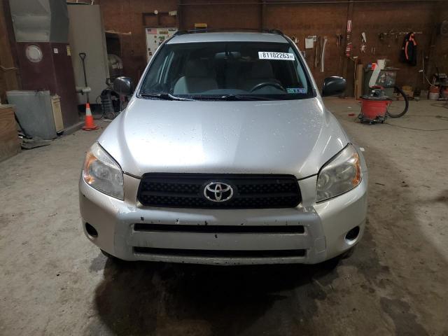 JTMBD33V885136817 - 2008 TOYOTA RAV4 SILVER photo 5