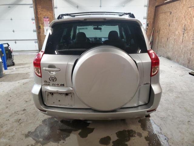 JTMBD33V885136817 - 2008 TOYOTA RAV4 SILVER photo 6