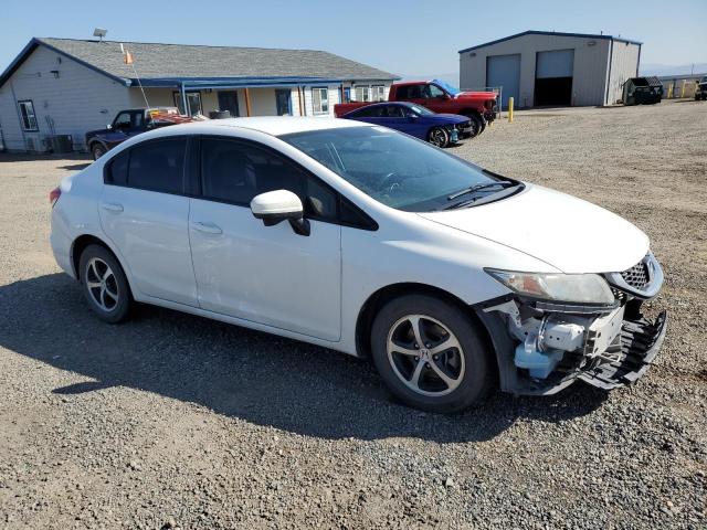 2HGFB2F73FH526472 - 2015 HONDA CIVIC SE WHITE photo 4