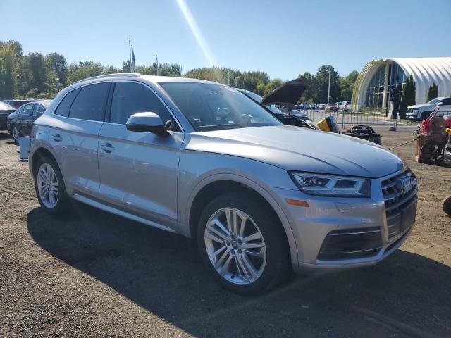 WA1BNAFY4J2058660 - 2018 AUDI Q5 PREMIUM PLUS SILVER photo 4