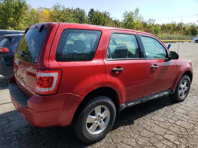 1FMCU0C7XBKA18373 - 2011 FORD ESCAPE XLS RED photo 3