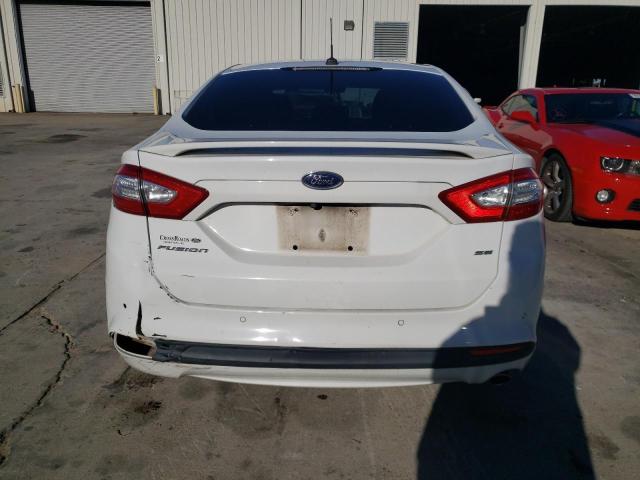 3FA6P0H76FR189209 - 2015 FORD FUSION SE WHITE photo 6