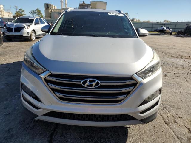 KM8J33A21HU274255 - 2017 HYUNDAI TUCSON LIMITED SILVER photo 5