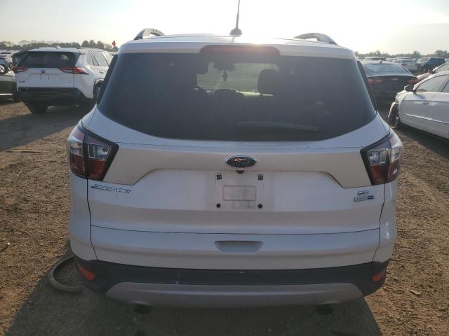 1FMCU9GD7JUB21760 - 2018 FORD ESCAPE SE Белый фото 6