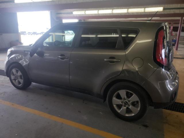 KNDJN2A24J7583294 - 2018 KIA SOUL GRAY photo 2