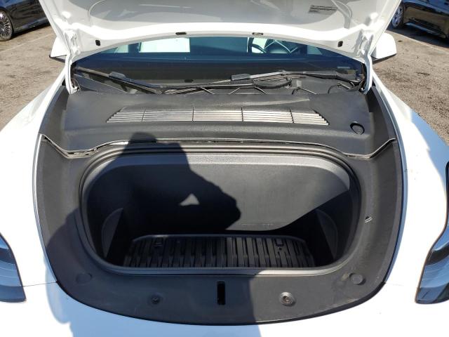 7SAYGDEE7NF402622 - 2022 TESLA MODEL Y WHITE photo 11