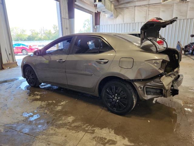 2T1BURHE7JC108821 - 2018 TOYOTA COROLLA L SILVER photo 2