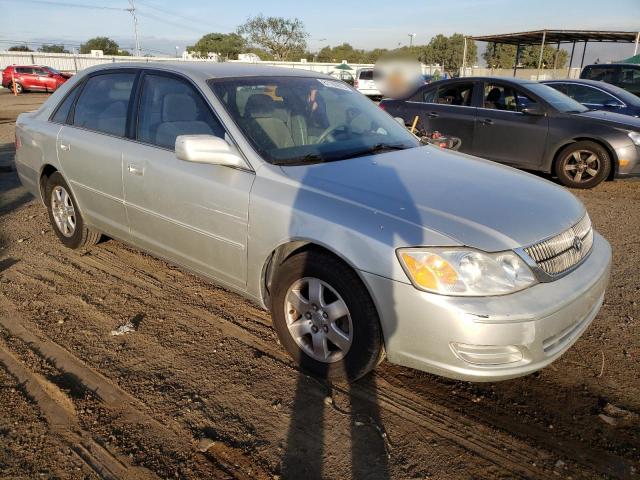 4T1BF28B9YU047214 - 2000 TOYOTA AVALON XL SILVER photo 4