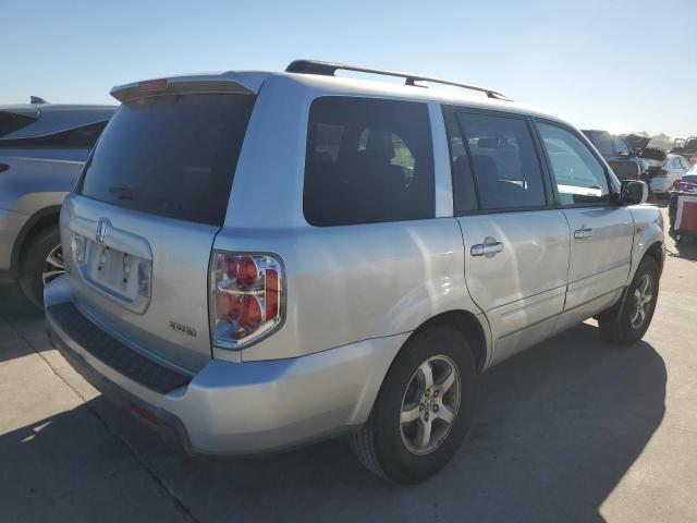 5FNYF18676B016187 - 2006 HONDA PILOT EX SILVER photo 3