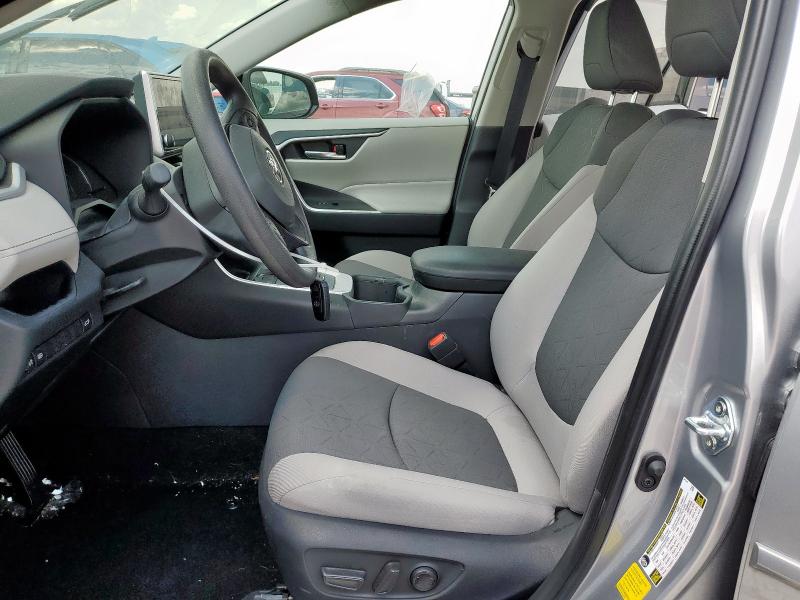 4T3RWRFV5SU187389 - 2025 TOYOTA RAV4 XLE SILVER photo 7