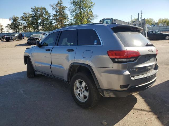 1C4RJFAG3GC363811 - 2016 JEEP GRAND CHER LAREDO SILVER photo 2