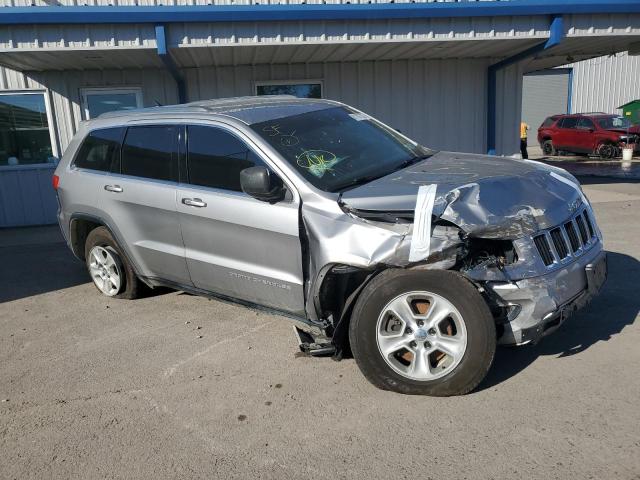 1C4RJFAG3GC363811 - 2016 JEEP GRAND CHER LAREDO SILVER photo 4