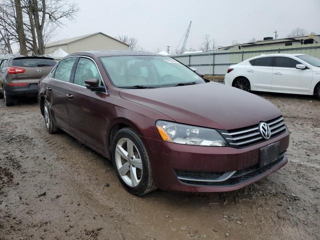 1VWBP7A3XDC119651 - 2013 VOLKSWAGEN PASSAT SE MAROON photo 4