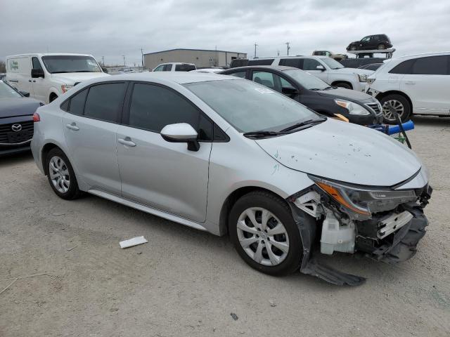 5YFEPRAE7LP108478 - 2020 TOYOTA COROLLA LE SILVER photo 4