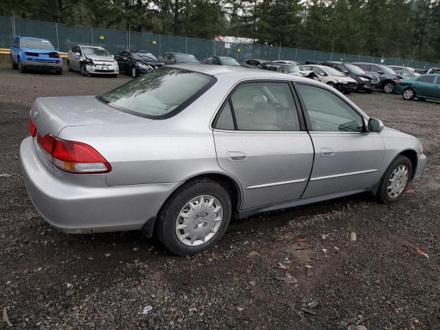 JHMCG56461C011213 - 2001 HONDA ACCORD LX SILVER photo 3