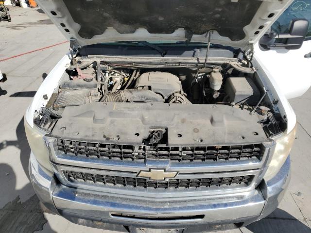 1GCHK23K98F106378 - 2008 CHEVROLET SILVERADO K2500 HEAVY DUTY WHITE photo 11