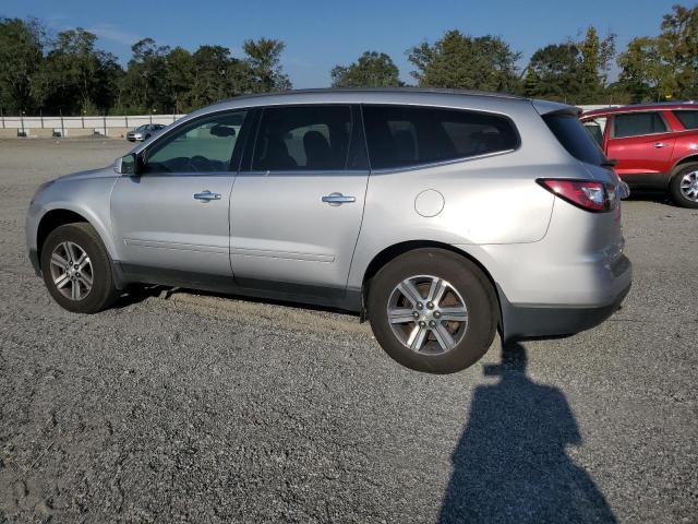 1GNKVHKD8HJ272270 - 2017 CHEVROLET TRAVERSE LT 银色 照片 2