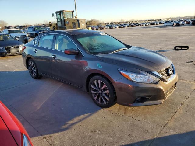 1N4AL3APXHC188342 - 2017 NISSAN ALTIMA 2.5 GRAY photo 4