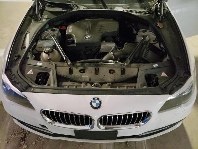 WBA5A7C51FD624939 - 2015 BMW 528 XI WHITE photo 11