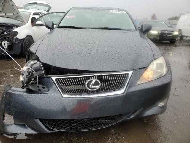 JTHBK262385074159 - 2008 LEXUS IS 250 GRAY photo 5