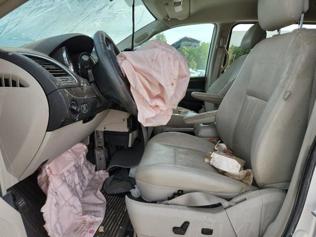 2C4RC1CG3CR117420 - 2012 CHRYSLER TOWN & COU TOURING L SILVER photo 7