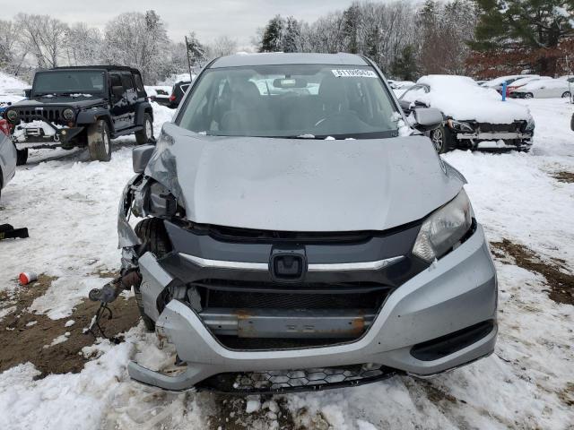 3CZRU6H3XHG703958 - 2017 HONDA HR-V LX SILVER photo 5