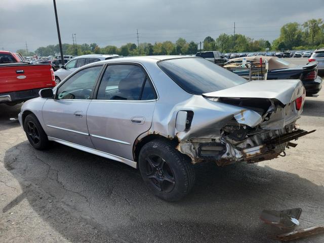 1HGCG55622A014483 - 2002 HONDA ACCORD EX SILVER photo 2