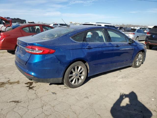 3FA6P0H74HR414715 - 2017 FORD FUSION SE BLUE photo 3