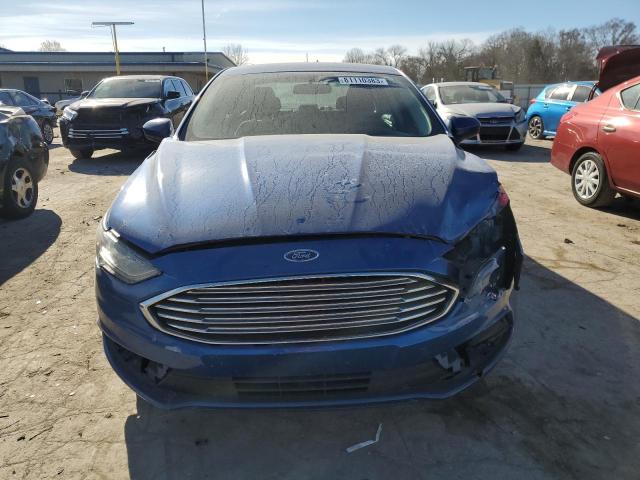 3FA6P0H74HR414715 - 2017 FORD FUSION SE BLUE photo 5