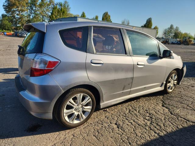 JHMGE884X9S020259 - 2009 HONDA FIT SPORT SILVER photo 3