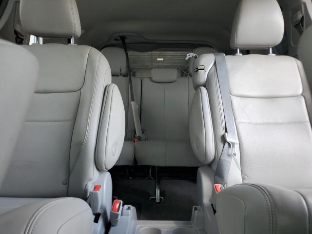 5TDYZ3DC2JS939132 - 2018 TOYOTA SIENNA XLE Күміс фото 10