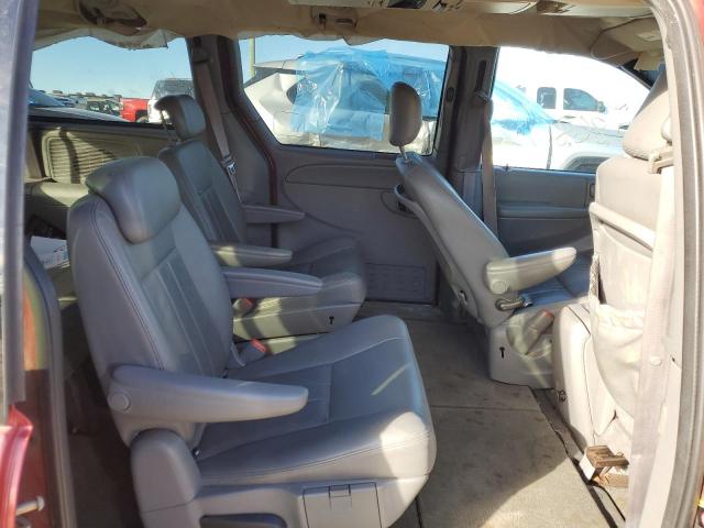 2C8GP54L75R126850 - 2005 CHRYSLER TOWN & COU TOURING BURGUNDY photo 11